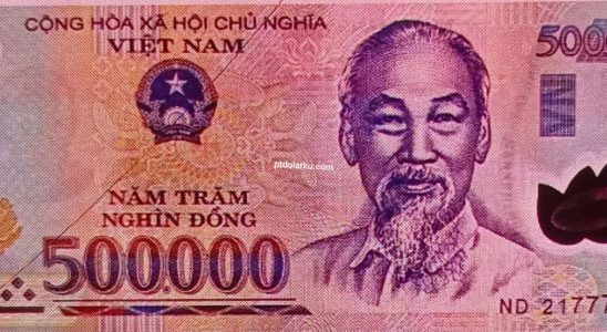 Money Changer Menerima Penukaran Uang Vietnam..