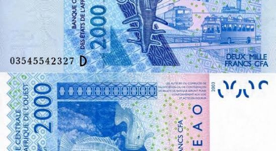 Money Changer Menerima Uang Niger